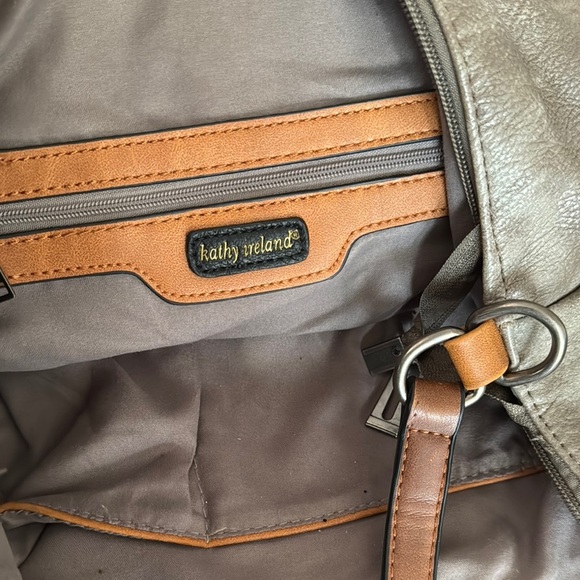 Kathy Ireland faux leather backpack - Picture 11 of 16